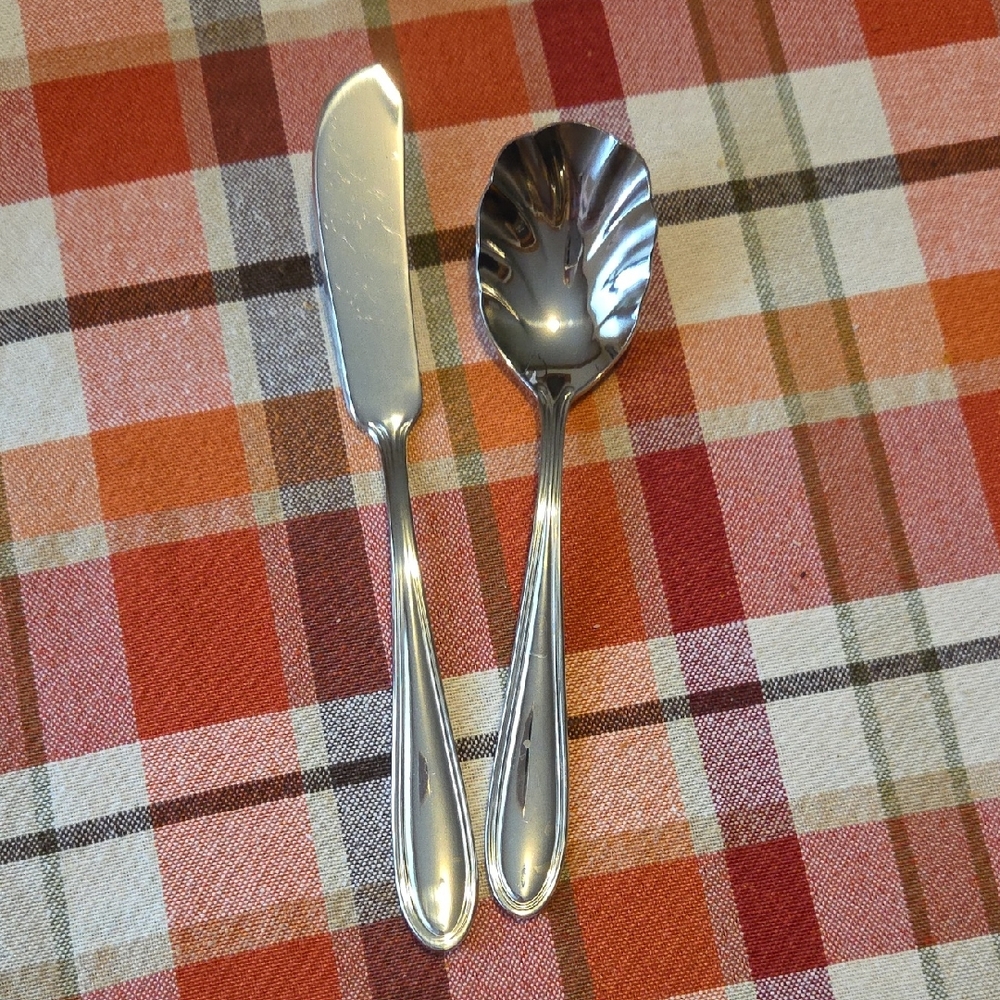 Elegant Silver Butter Knife and Spoon Set